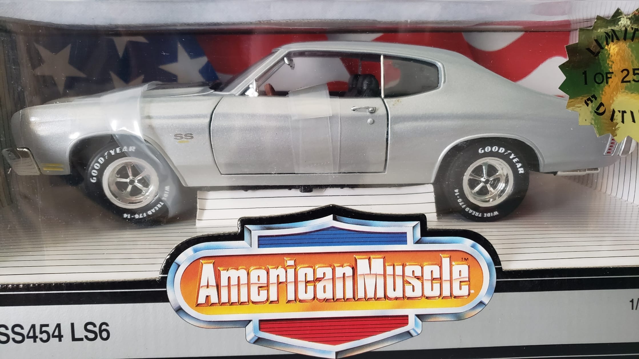 Ertl American Muscle 1:18 Diecast 1970 Chevy Chevelle SS – Silver - Image 24