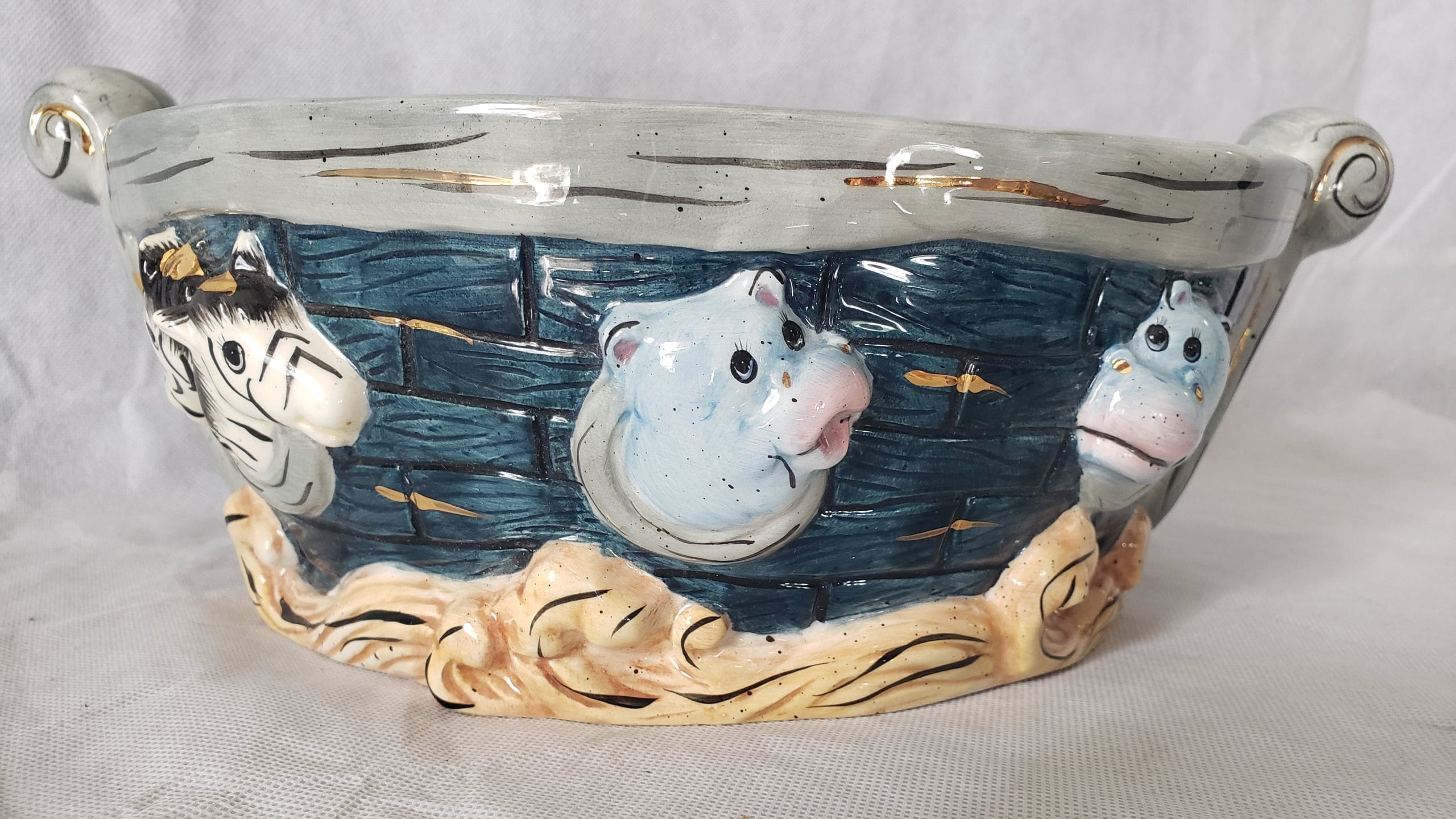 Noah's Ark Decorative Ceramic Nautical Religious Bible Casserole Bowl Animal Art