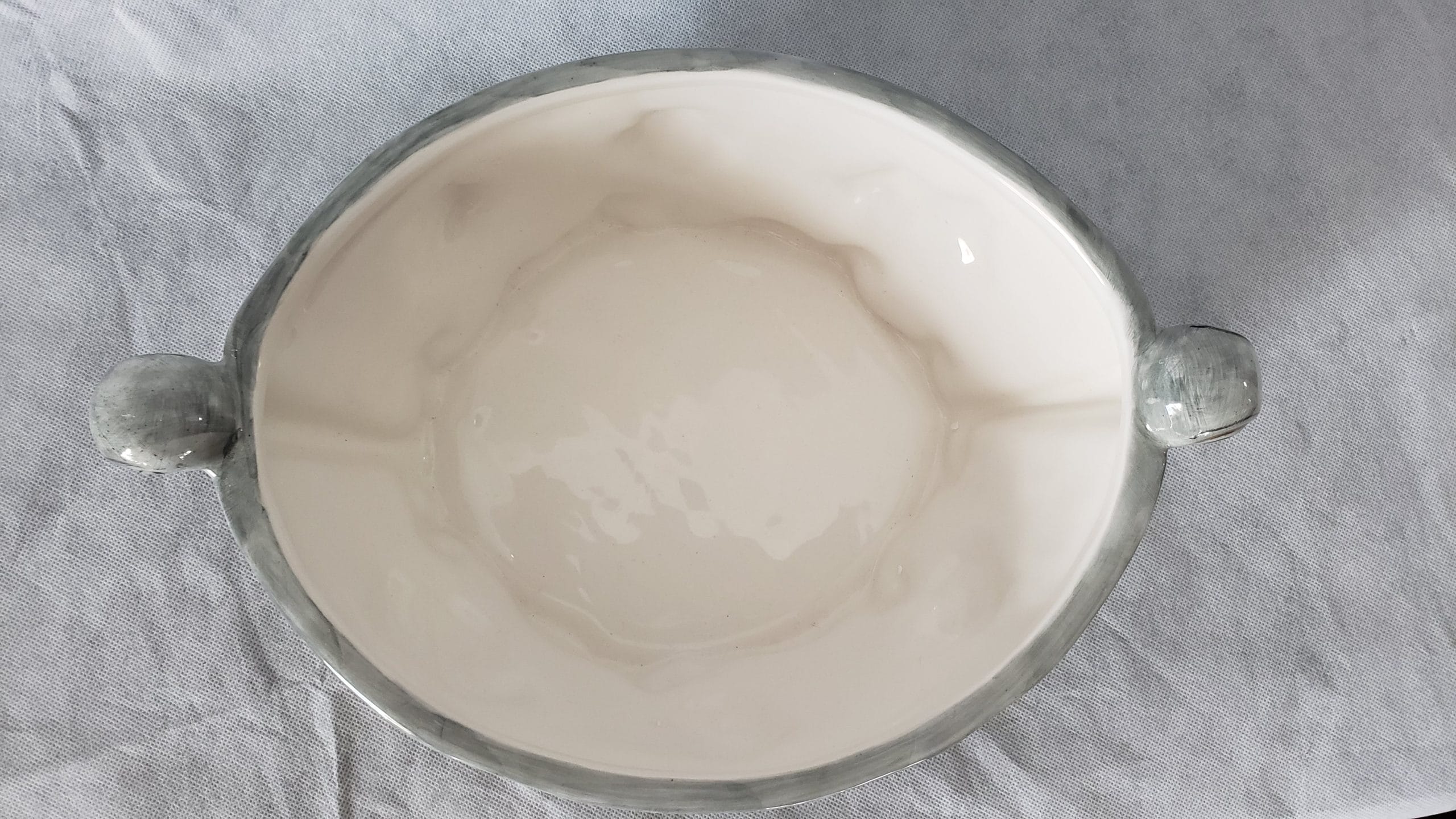 Ceramic Noah’s Ark Casserole Bowl – Decorative Serveware – Storybook Design - Image 9