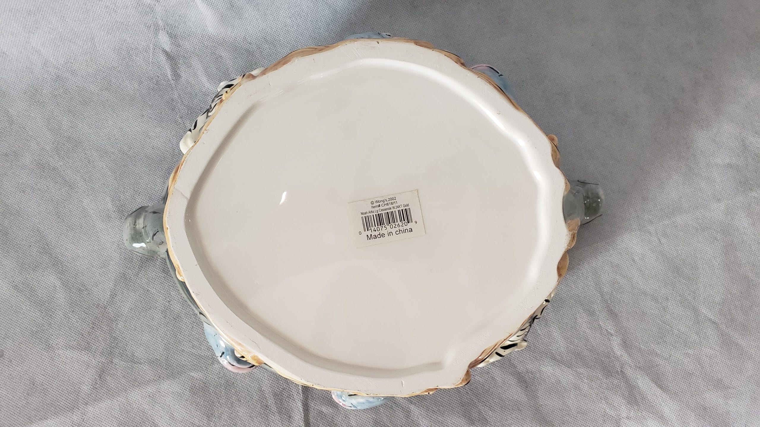 Ceramic Noah’s Ark Casserole Bowl – Decorative Serveware – Storybook Design - Image 10