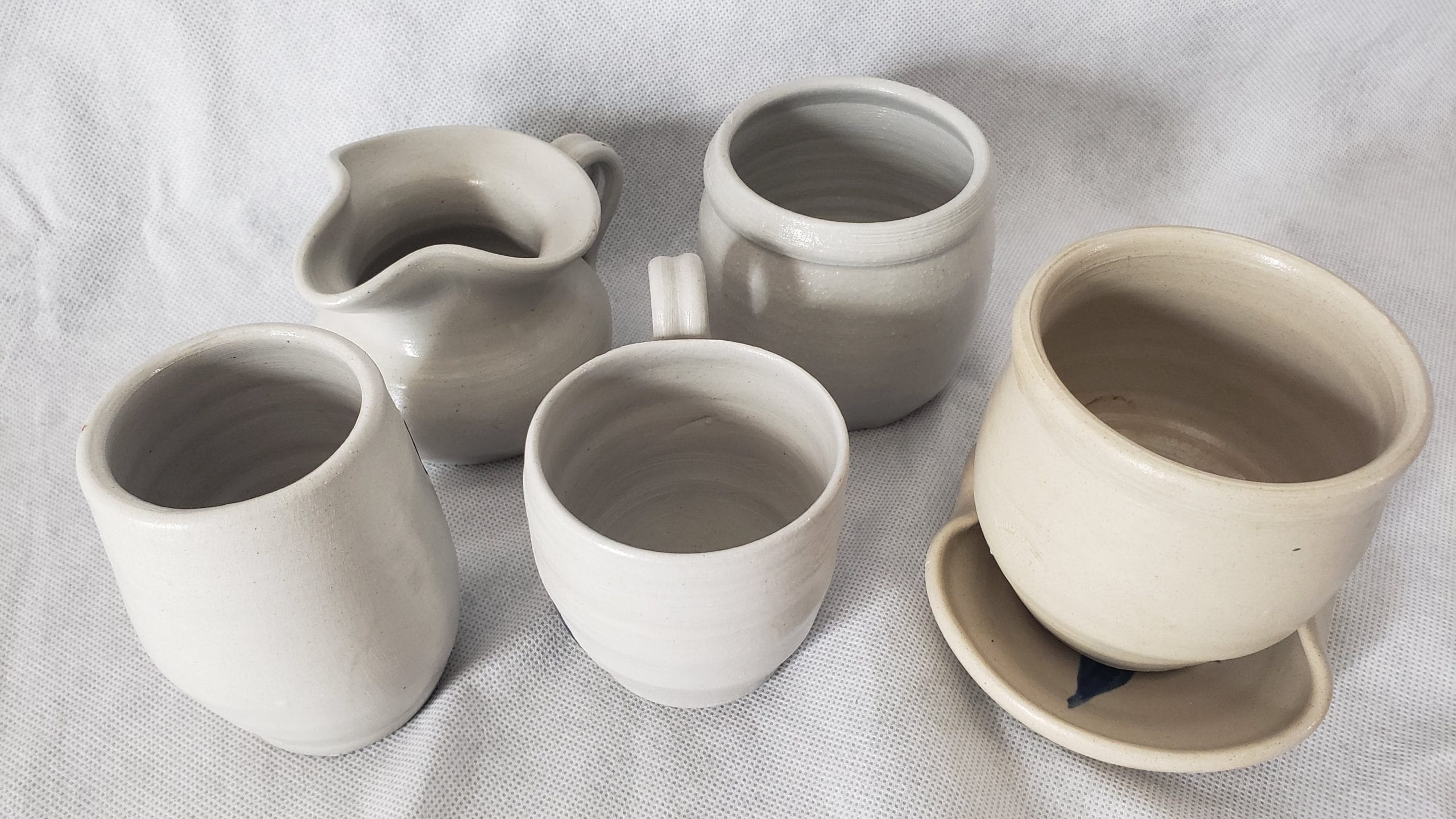 Vintage Williamsburg Cobalt Blue Pottery Tea Set – Leaf Design Cup, Creamer & Sugar - Image 24