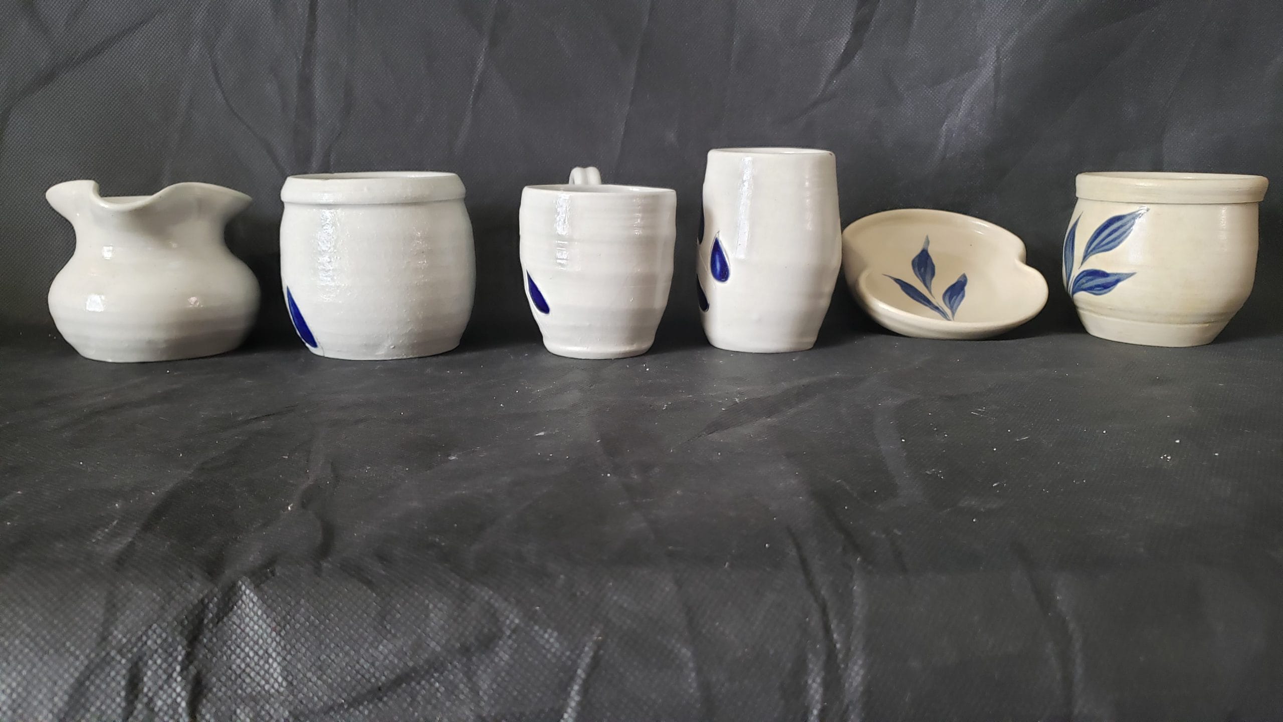 Vintage Williamsburg Cobalt Blue Pottery Tea Set – Leaf Design Cup, Creamer & Sugar - Image 7