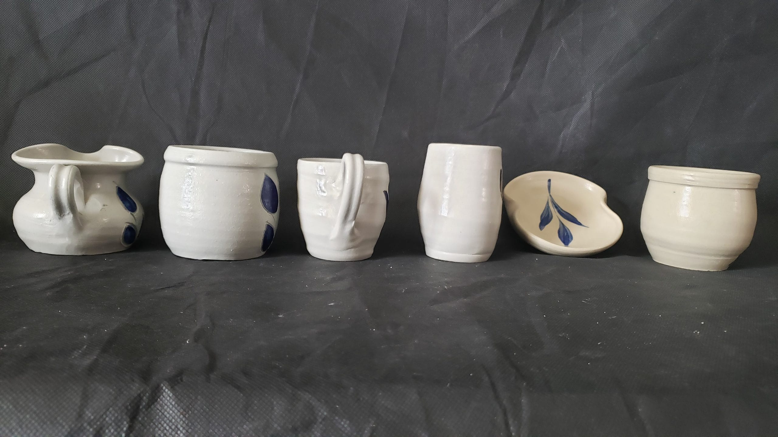 Vintage Williamsburg Cobalt Blue Pottery Tea Set – Leaf Design Cup, Creamer & Sugar - Image 9